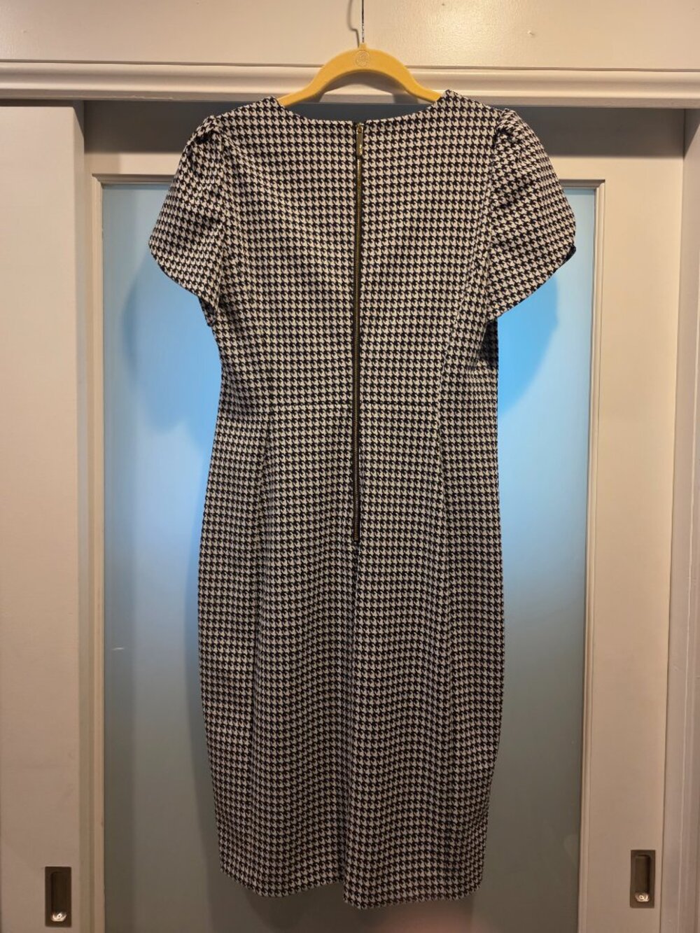 Calvin Klein dress - Picture 2 of 4